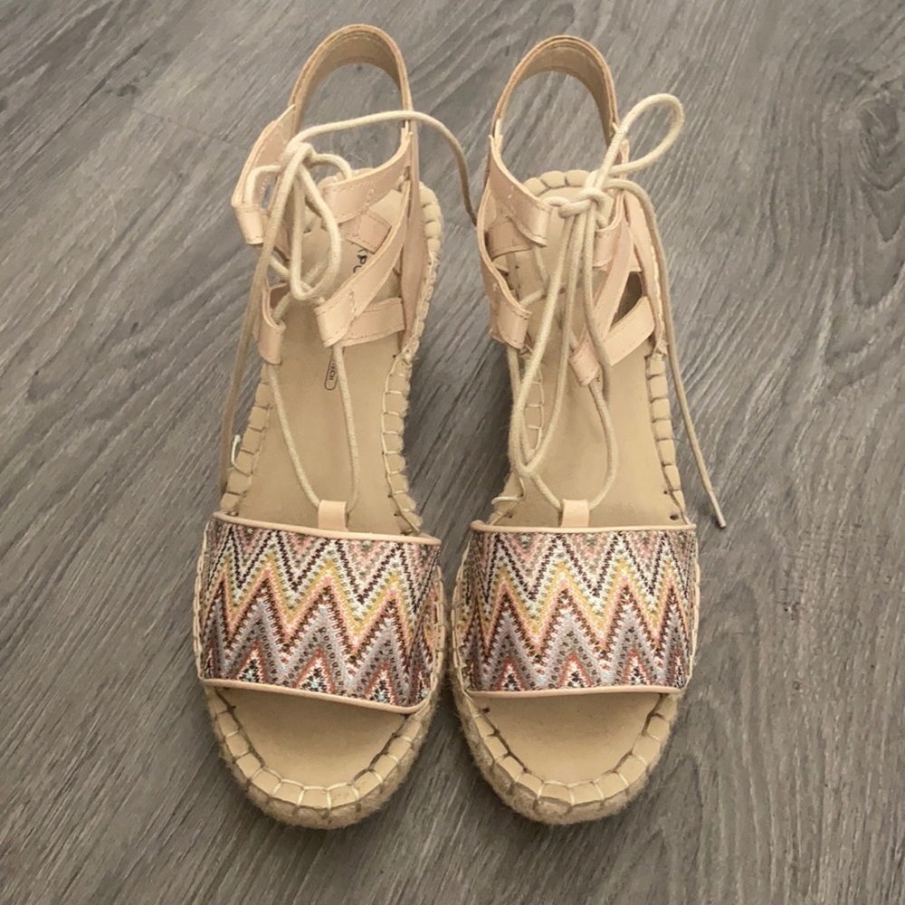 RockPort Chevron Wedge Size: 9